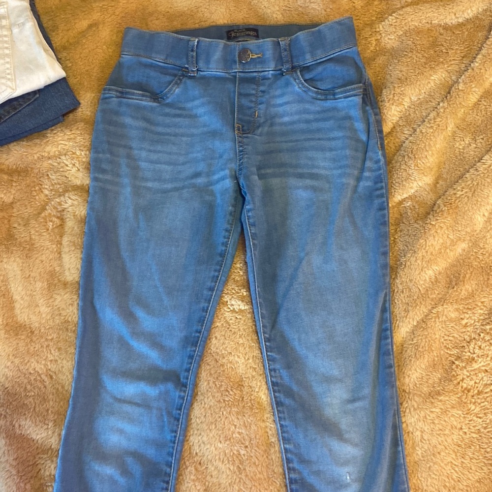 Blue low rise jeggings